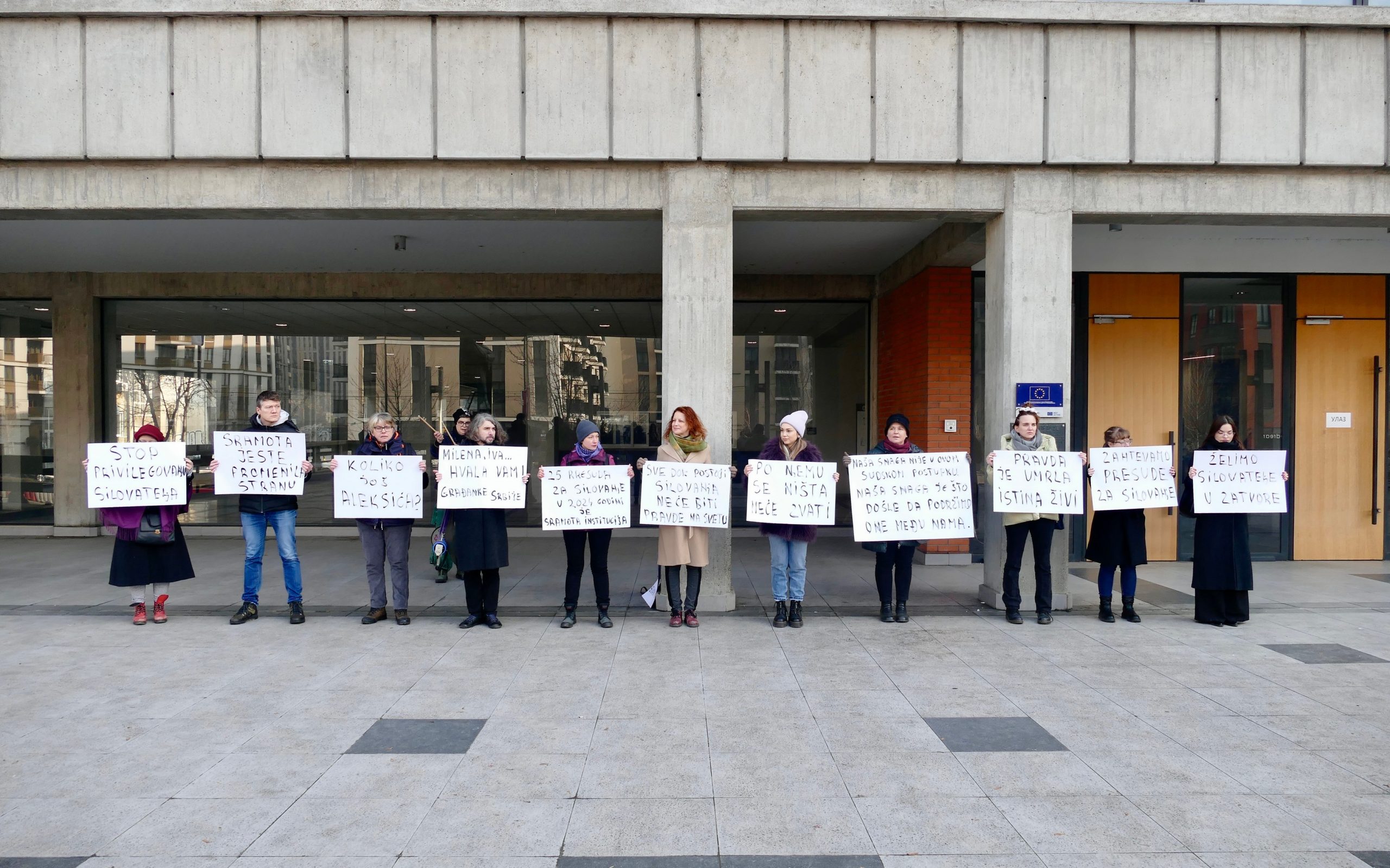 Protest „Pravda je umrla - istina živi“