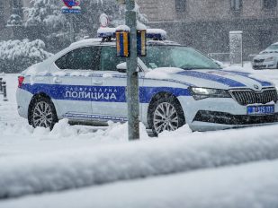 Sneg prouzrokovao velike probleme.