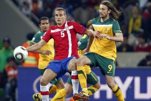 Tri fudbalera i lopta