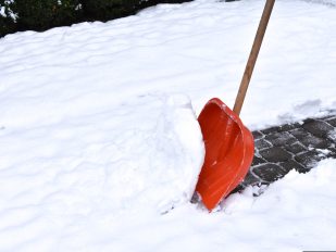 Lopata za sneg, čišćenje