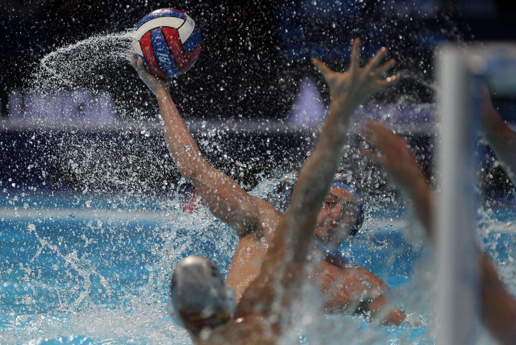 vaterpolisti u bazenu