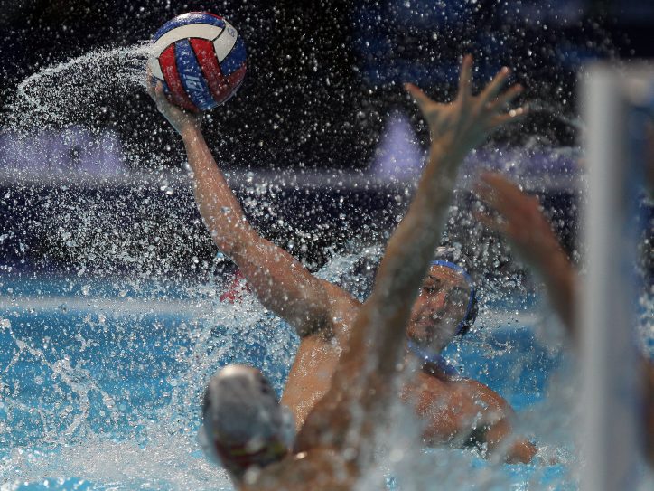 vaterpolisti u bazenu