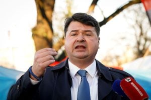 Vladan Petrov u "Ćacilendu"
