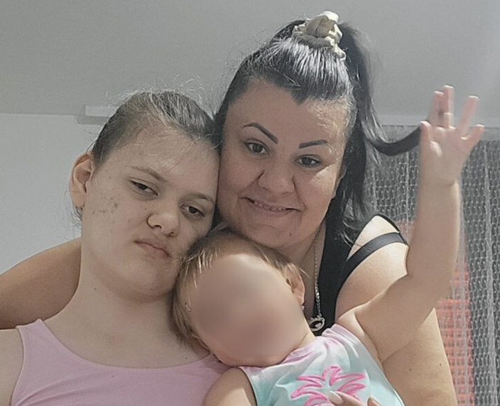 Anđela, Suzana i Anđelina sestra