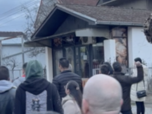 Surdulica, protest ispred pekare