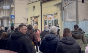 Protest ispred pekare u Surdulici