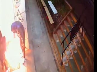 Piromani pale cvećaru