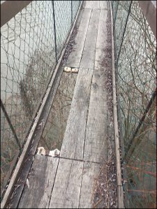 Viseći most u Ovčar Banji