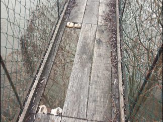 Viseći most u Ovčar Banji