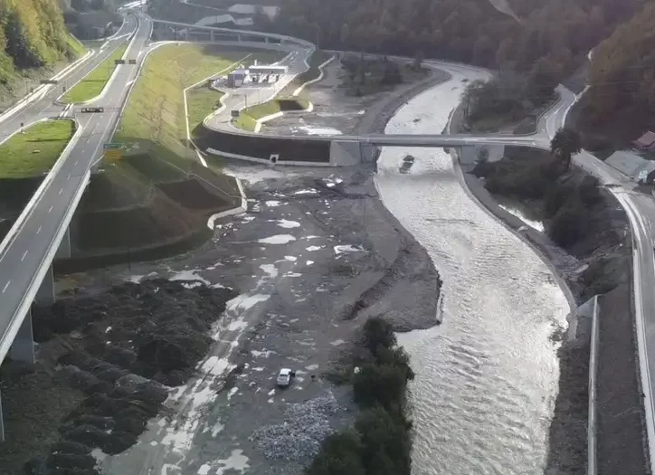 Auto-put u Crnoj Gori