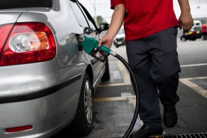 Benzin: U Sloveniji restrikcija, u Severnoj Makedoniji smanjenje poreza