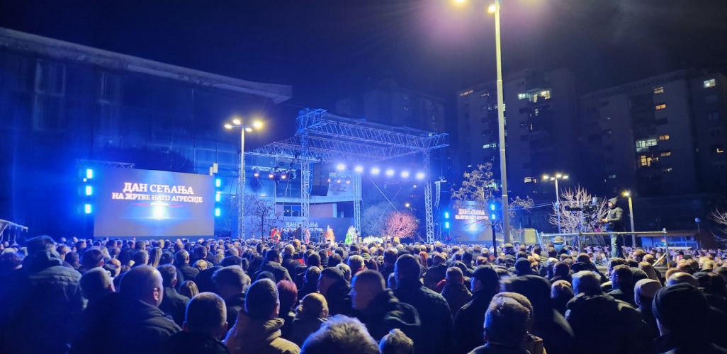 Gonjenje naroda u Vranje: Vučić „časti“ i putarinu