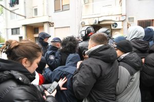 Uhapsiti napadače na novinare