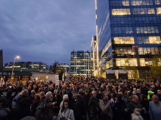 Okupljeni ispred redakcije N1