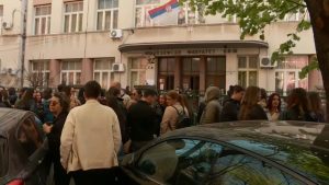 Filozofski fakultet u Nišu: Protest zbog oduzimanja dozvole za rad na tri departmana