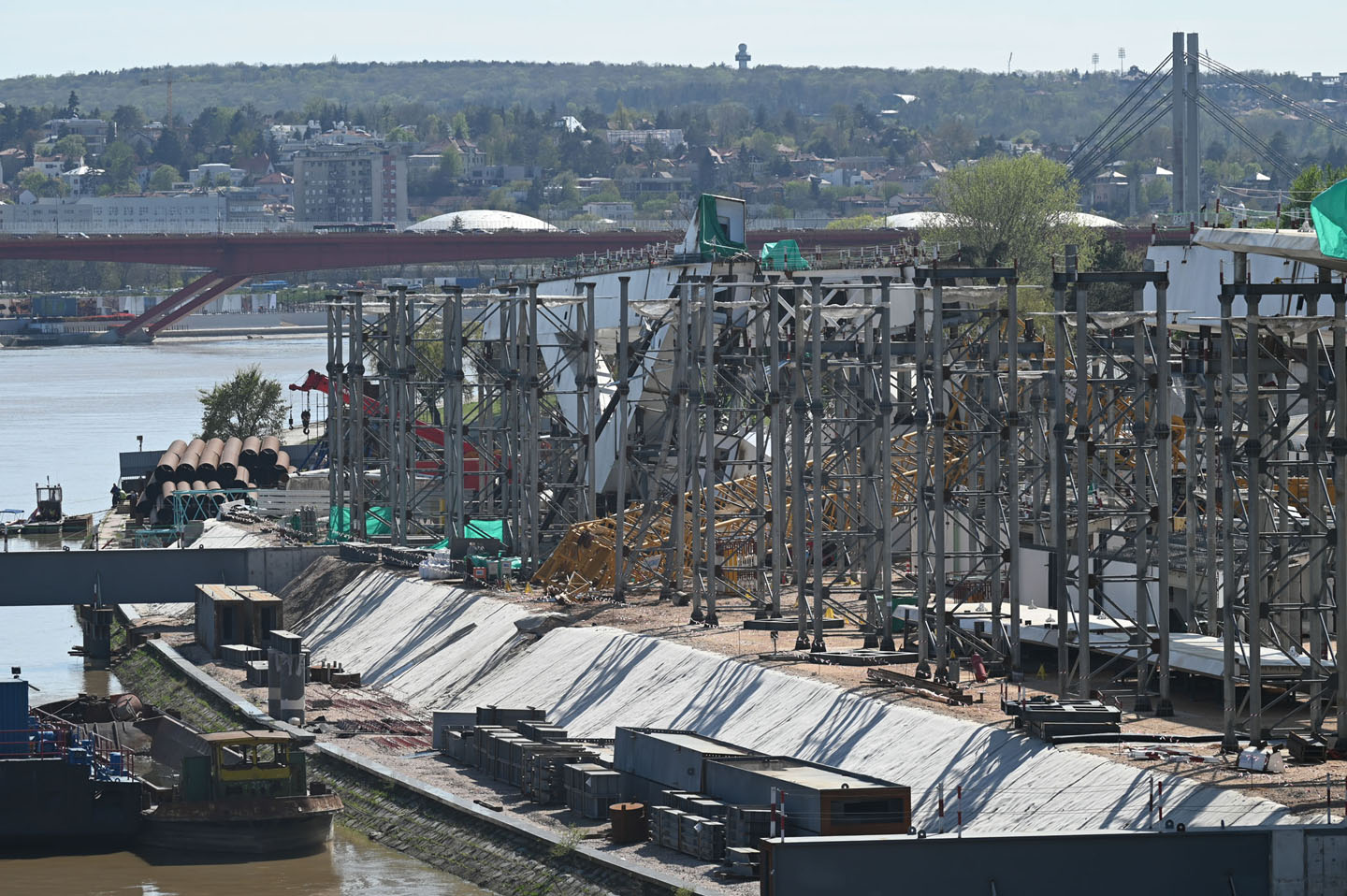 Pao kran kod Brankovog mosta