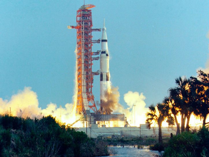 Svemirski centar Kenedi, raketa, lansiranje