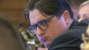 Zašto neki u Briselu misle da Mrdiću „treba podići spomenik“