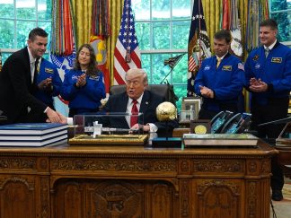 Nasa, Tramp