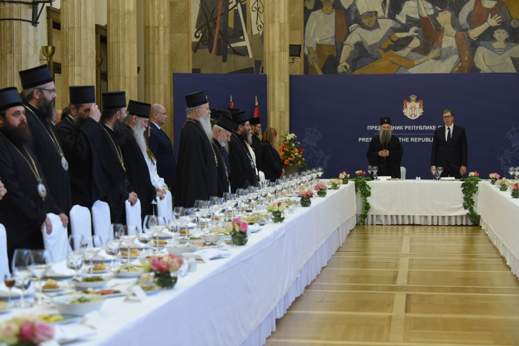 Sveštenstvo SPC, Vučić, Porfirije