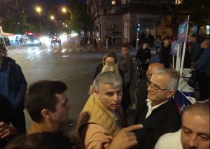 Licem u lice: Kako se Zemun odupreo SNS štandovima