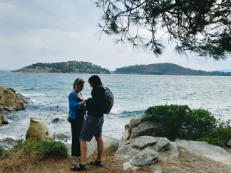 NIkolina Crnogorac sa sinom Nikolom, koji ima autizam, na primoriju