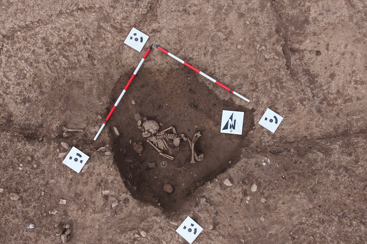 Skelet star 8.000 godina, arheologija