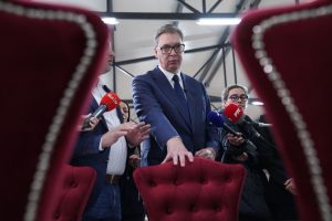 Vučić je mogao imati kalašnjikov i pseudonim