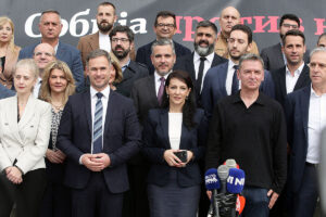Doba čvrstih odluka, predomišljanja i kalkulacija