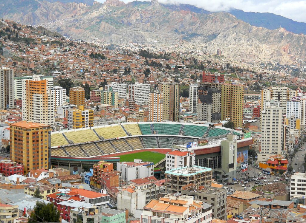 Stadion u La Pazu, Bolivija