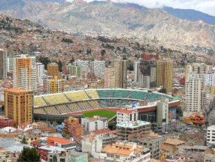 Stadion u La Pazu, Bolivija