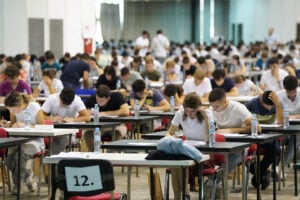 Pravedno ili ne: Država za dva meseca ukida pravo „večitog“ studiranja