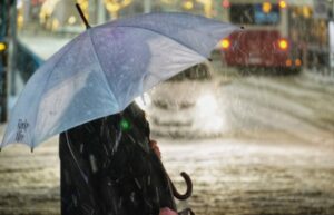 RHMZ upozorenje: Pljuskovi, grmljavina, grad i nagli pad temperature