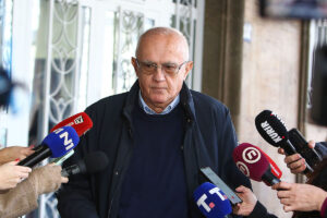 Da li bi nas napadali da smo partijski vojnici