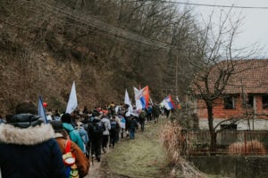Svi skupa, svako za sebe i rizici