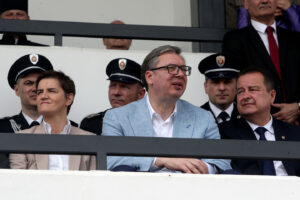 Režim protiv naroda i države