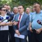 Predstavnici GSP-a se obraćaju novinarima nakon sastanka sa Aleksandrom Vučićem