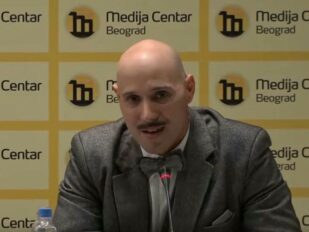 Nasilnici pretukli advokata pred decom