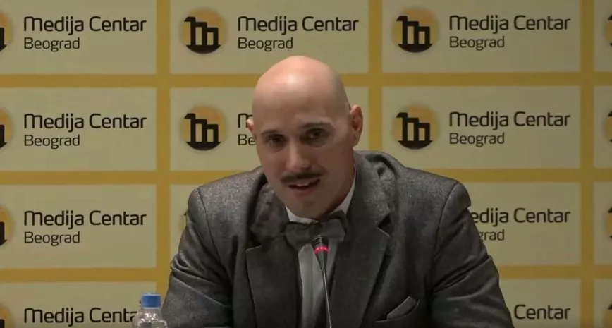 Nasilnici pretukli advokata pred decom