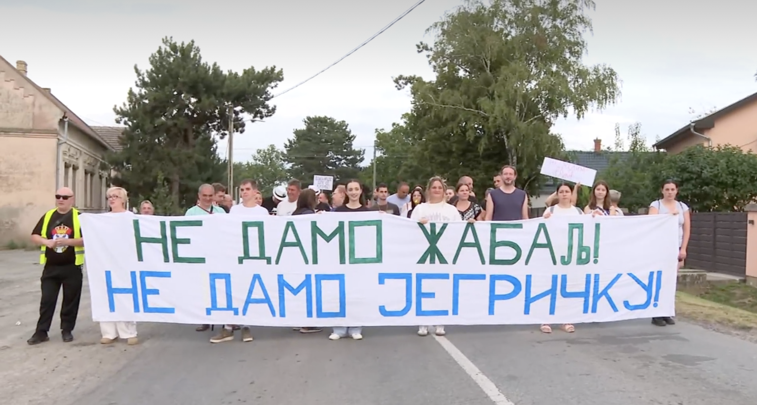 Protest u Žablju zbog najave otvaranja fabrike za preradu guma