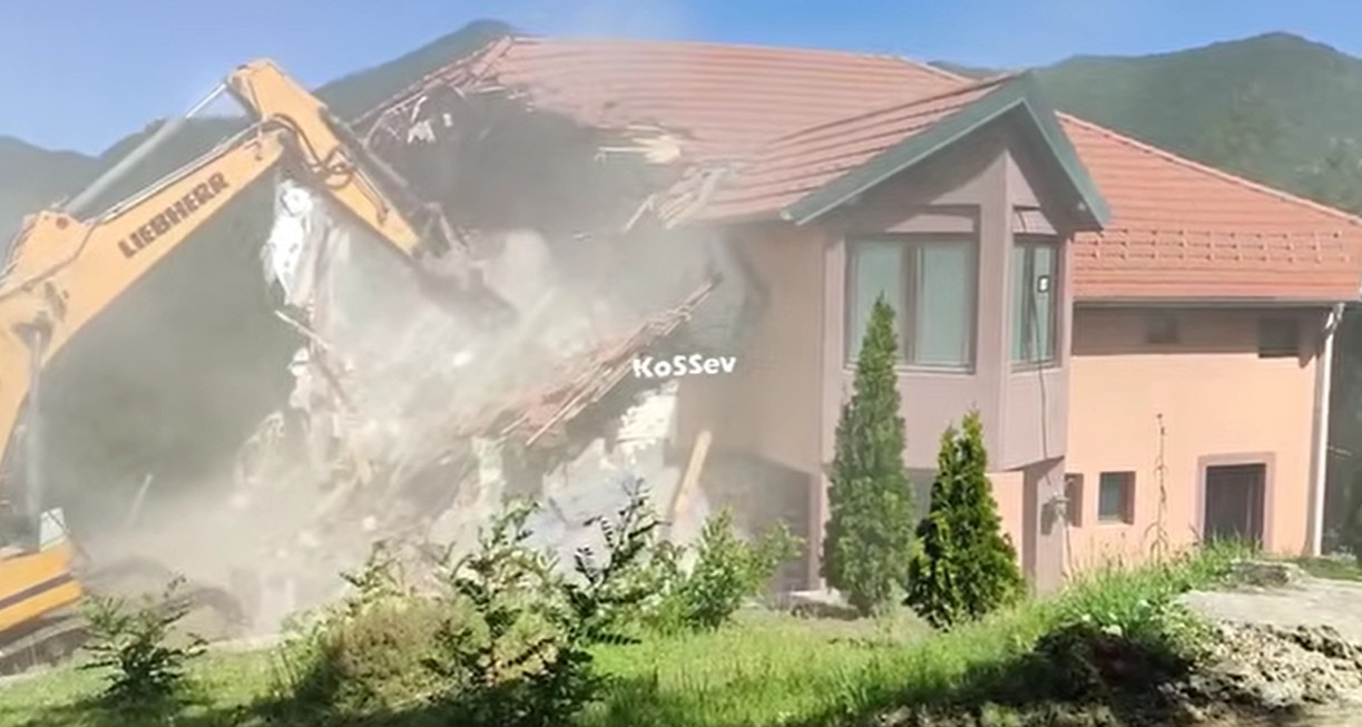 Srušen hotel 