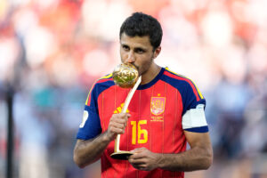 Rodri ljubi trofej namenjen najboljem igraču Svetskog prvenstva 2026.