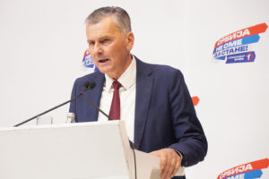 Sukob Zavoda i Stamatovića: Ko je odgovoran za 20.000 neupisanih objekata