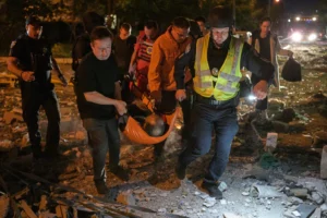 Smrtonosni ruski napad na Kijev: Najmanje 11 mrtvih i desetine ranjenih