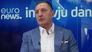 Zašto je smenjen Nedeljko Elek, Dodikov prijatelj i napadač na studente