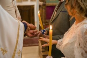 Broj zaključenih brakova se u Srbiji smanjuje iz godine u godinu