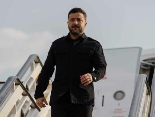Beograd, 7.08.2026. - Ministarka rudarstva i energetike Dubravka Djedovic Handanovic docekala je danas na Aerodromu