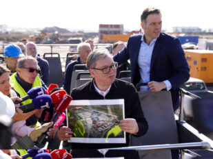 Aleksandar Vučić i Siniša Mali