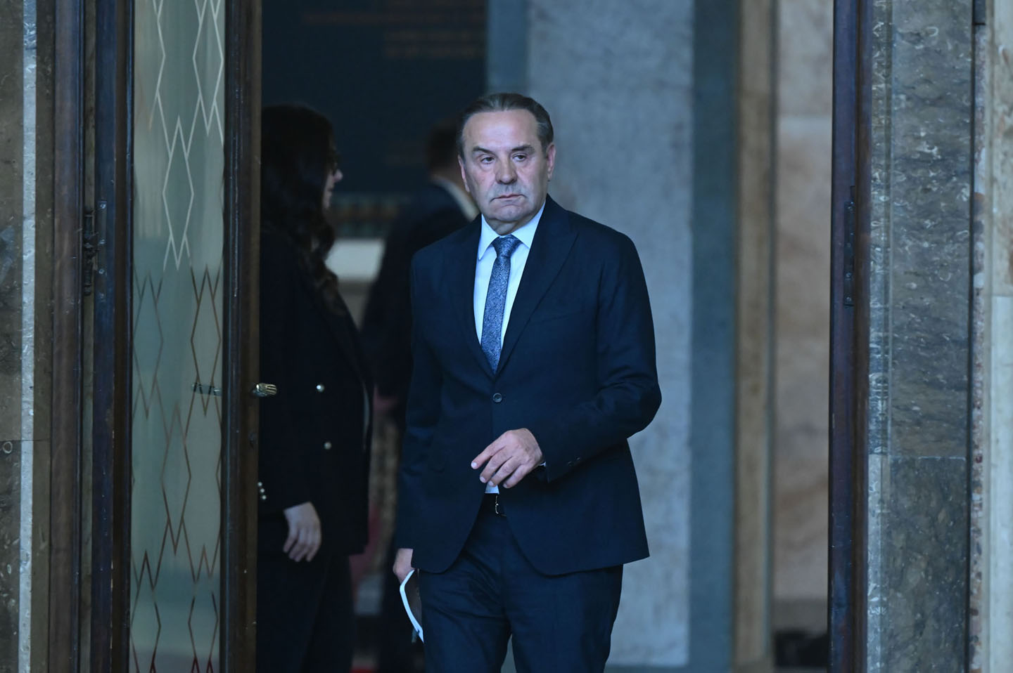 Rasim Ljajić prolazi kroz vrata