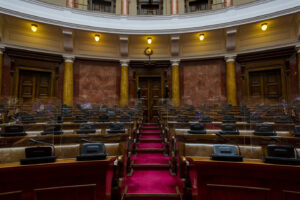 Vanredno zasedanje Skupštine: Energetska kriza, rebalans budžeta, širenje “Beograd na vodi”
